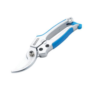 Metal Handle Bypass Secateurs, Spear & Jackson