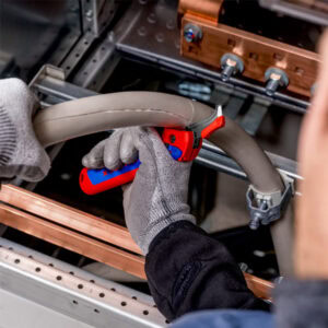 Stripping Knife with guide shoe and ratchet function