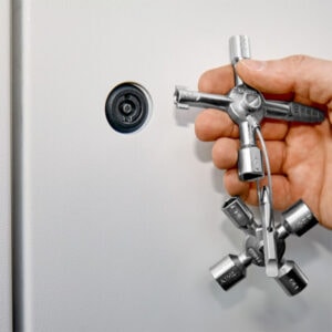 KNIPEX TwinKey – Multifunction Control Cabinet Key
