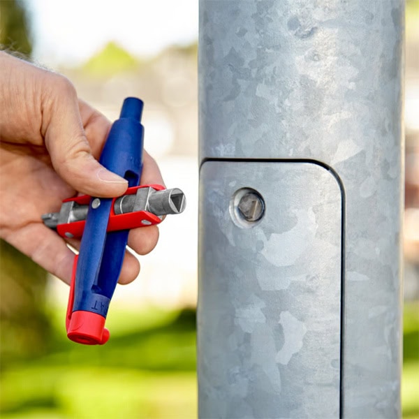 Knipex 00 11 07 Pen-Style Control Cabinet Key – Multi-Function Utility Key