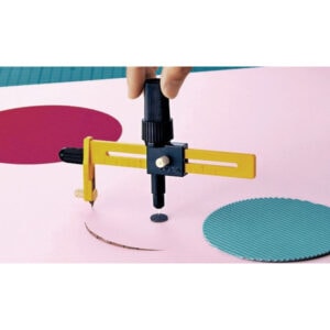 OLFA CMP-1/DX Deluxe Compass Cutter – Precision Circle Cutter with 10 Spare Blades