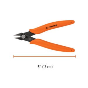 Truper 5-inch diagonal cutting pliers for electrical and construction work.