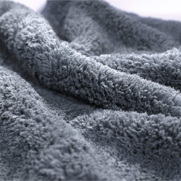 Maxshine 10104040G 600GSM Edgeless Microfiber Towel – 16"x16" Scratch-Free Detailing Cloth