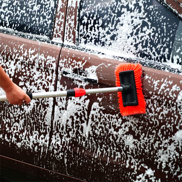 Maxshine 7011020 Flow-Thru 10" Wash Brush with 47"-94" Aluminum Extension Pole