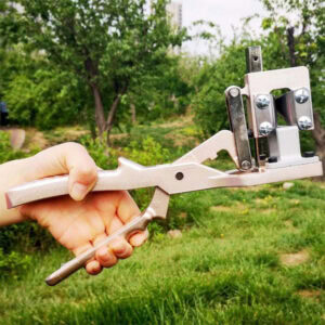 SAKR Building Materials grafting tool for horticulture and gardening. Durable, high-quality construc.