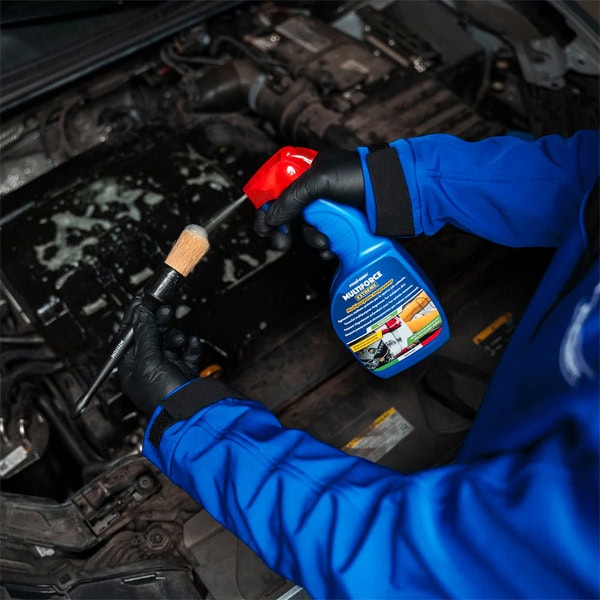 Engine cleaning and maintenance at Sakr Building Materials.